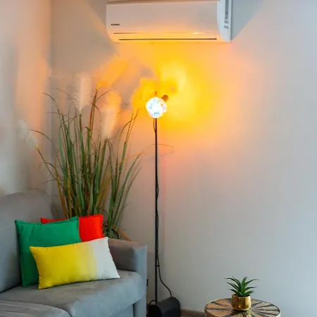 Residenza Santa Anastasia With Parking Included Daire