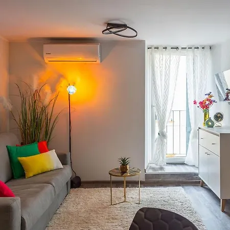 Residenza Santa Anastasia With Parking Included